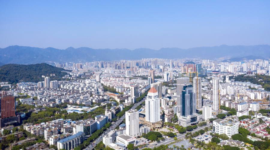 Offriamo una vasta selezione di opzioni di noleggio auto a Fuzhou.